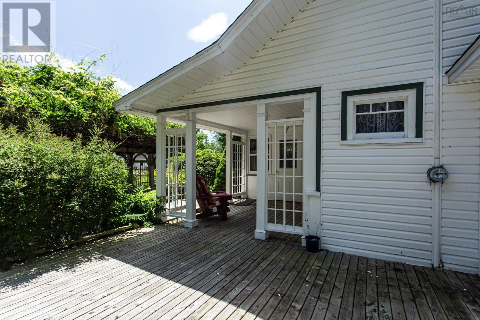 481 Main Street