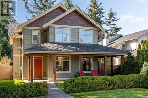 180 Fern Rd W Qualicum Beach BC V9K1S4