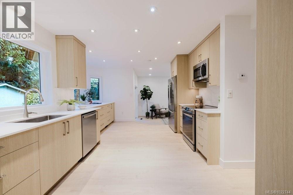 5180 Rutli Meadows Pl