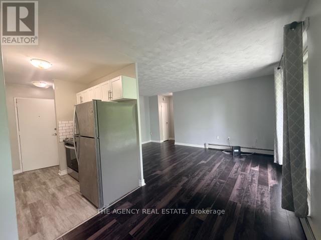 307 - 76 VANIER DRIVE