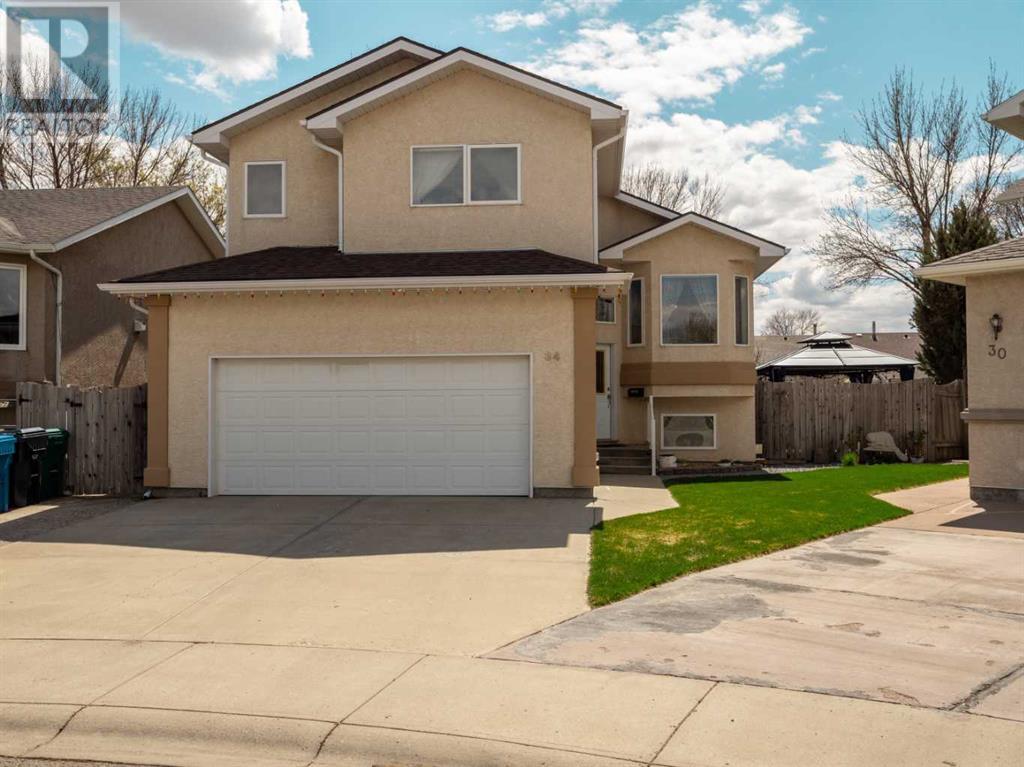 34 St James Crescent N