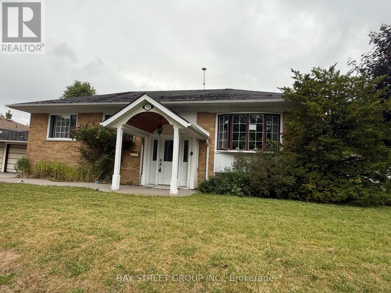 126 CASCADE CIRCLE