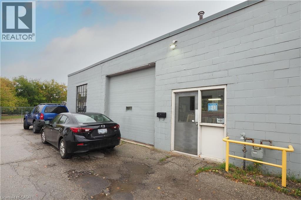 54 BRIDGEPORT Road E