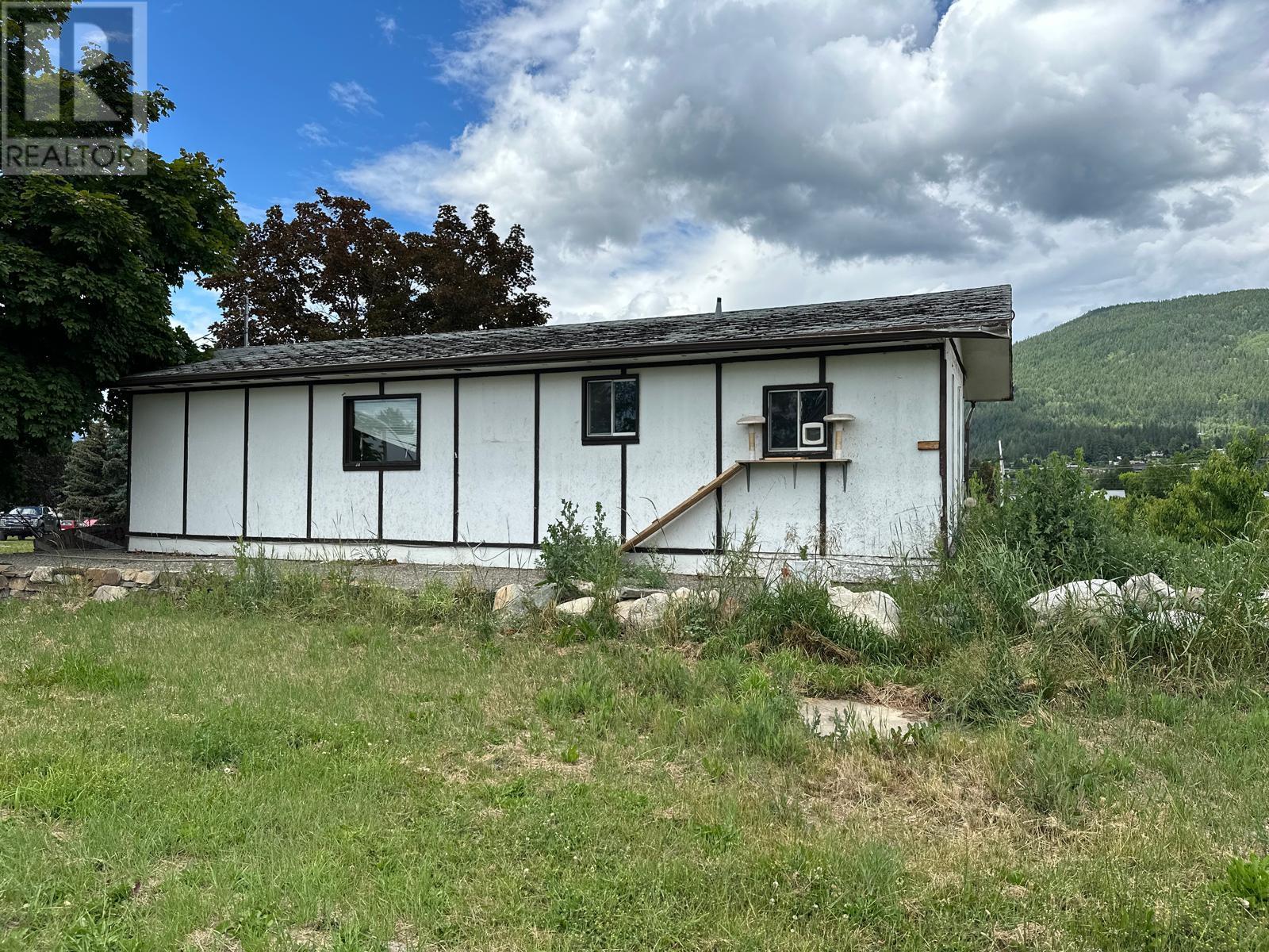 2103 Erickson Road