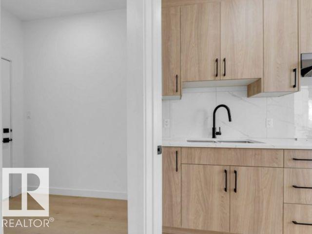 8512 MAYDAY RUN RU SW