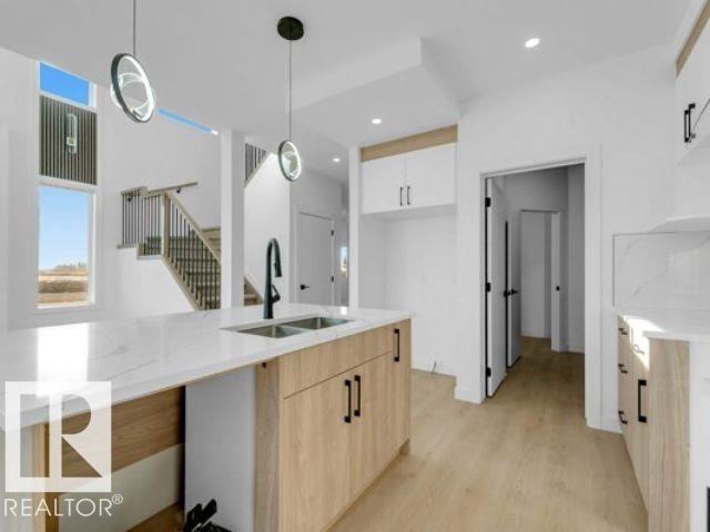 8512 MAYDAY RUN RU SW