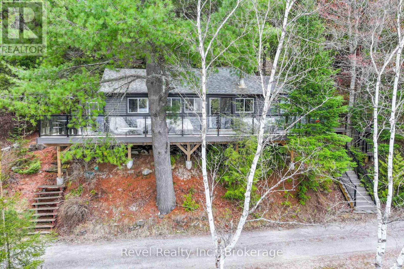 1129 LAKESHORE ROAD
