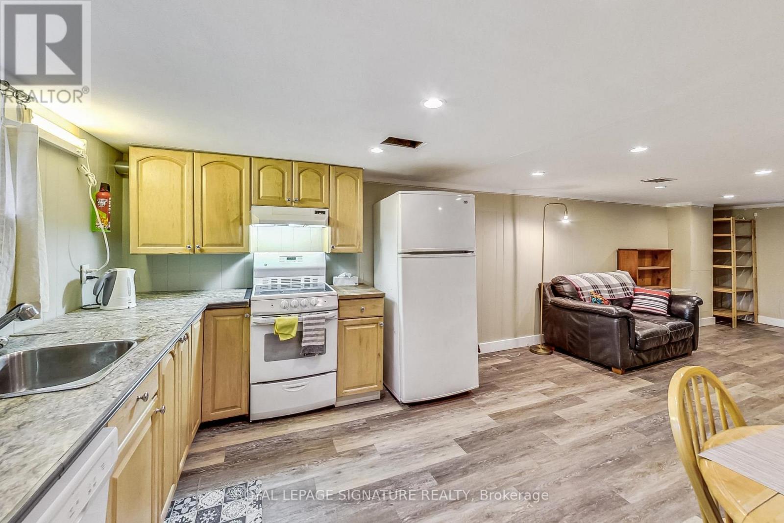 1 MILNE AVENUE