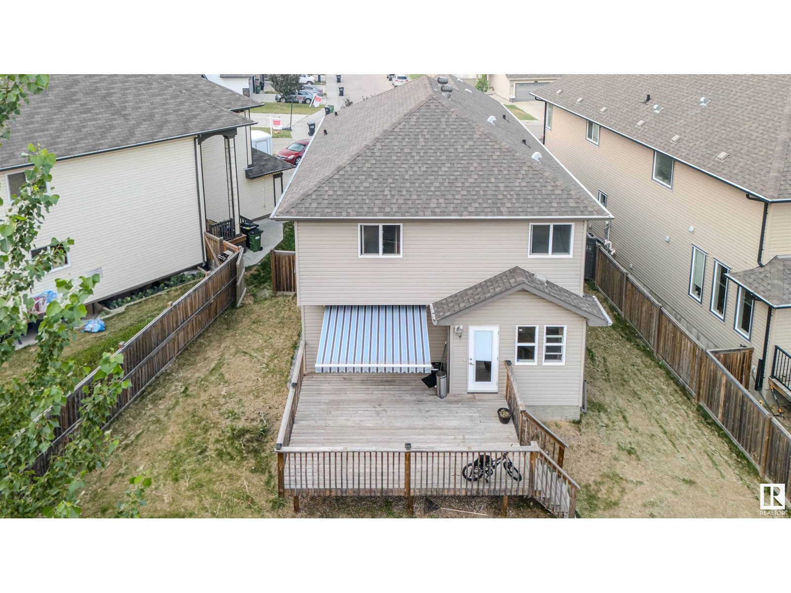 1575 36 AV NW