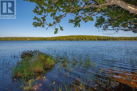 Lot, Highway 1 Port Maitland NS B5A5T3