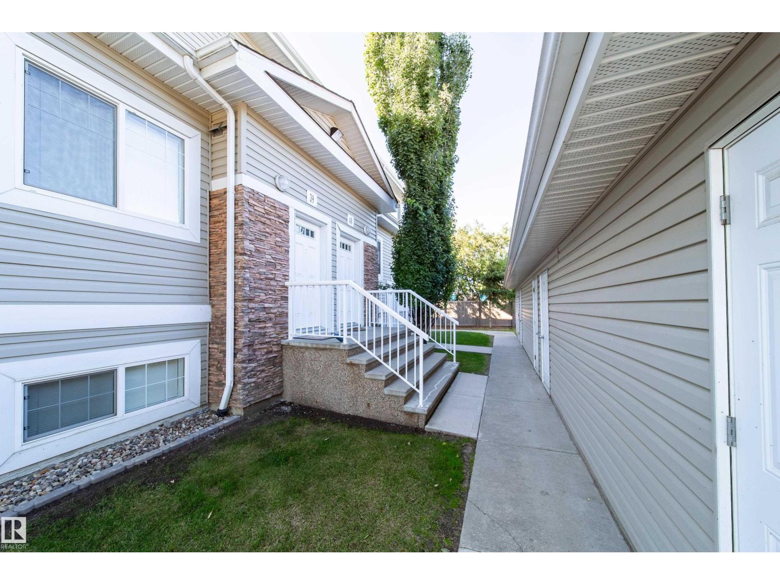 #39D 79 BELLEROSE DR