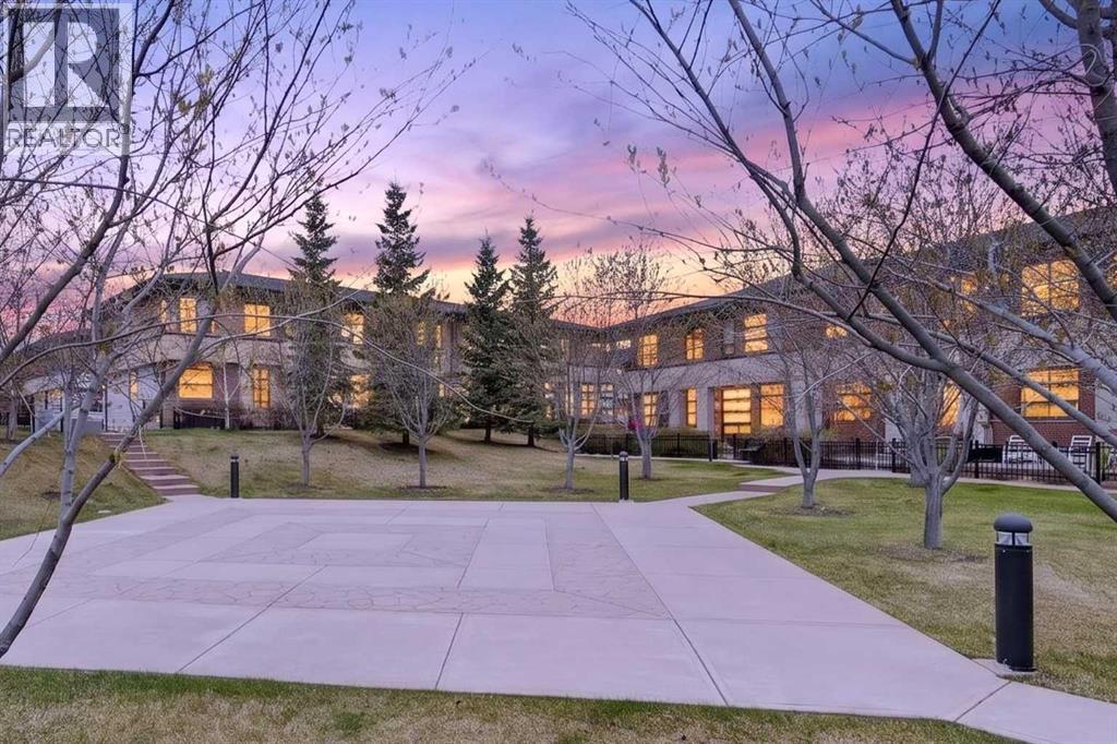 208 Aspen Hills Villas SW