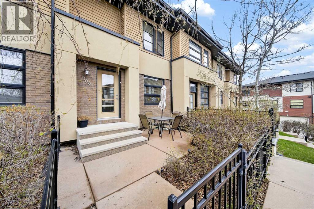 208 Aspen Hills Villas SW