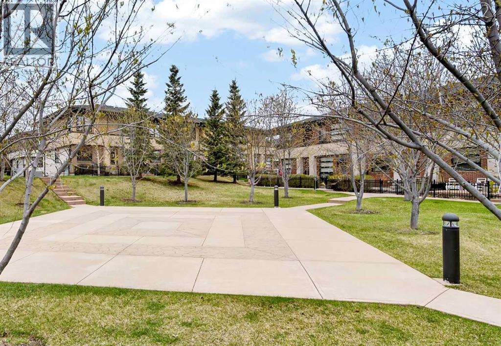 208 Aspen Hills Villas SW