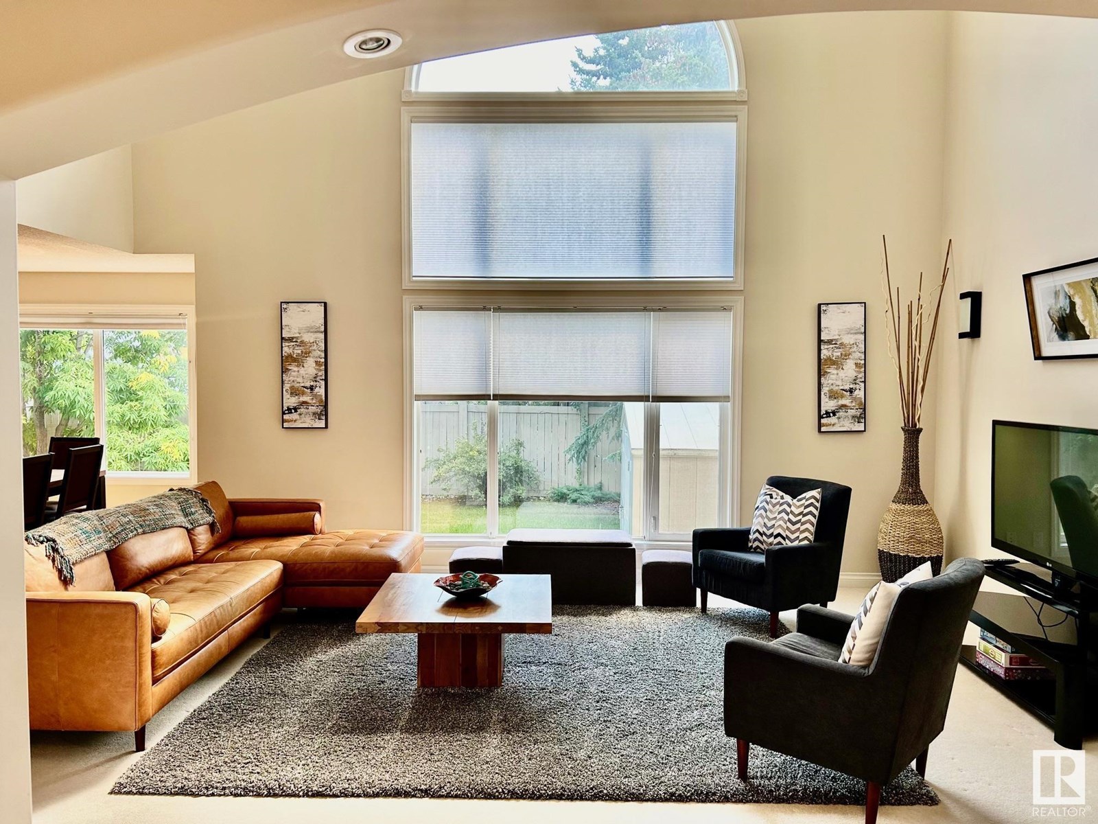 11551 14 AV NW