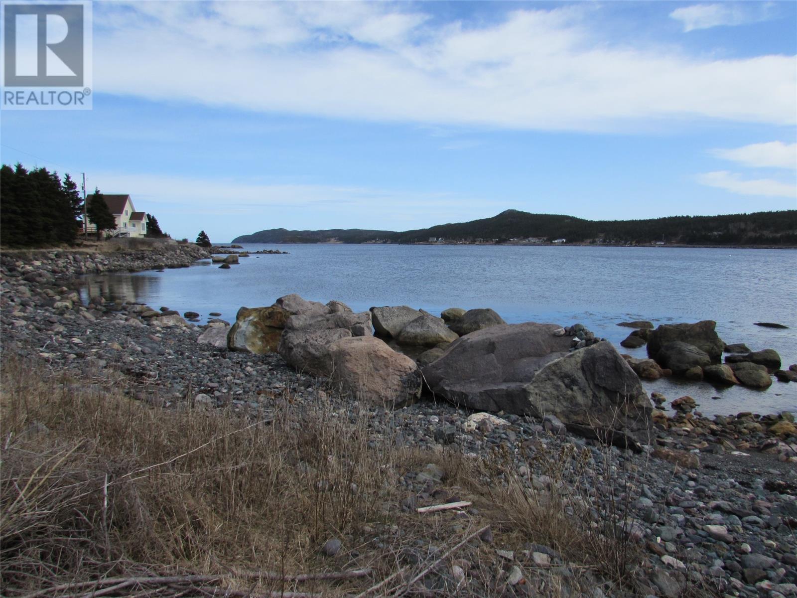 33 Cove Road