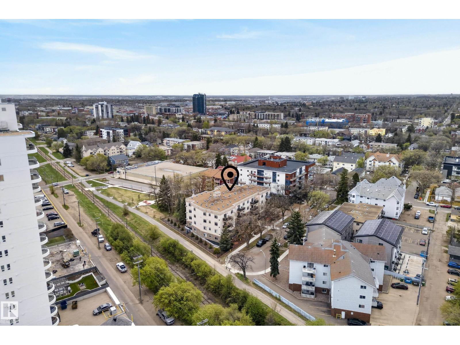#303 8631 108 ST NW