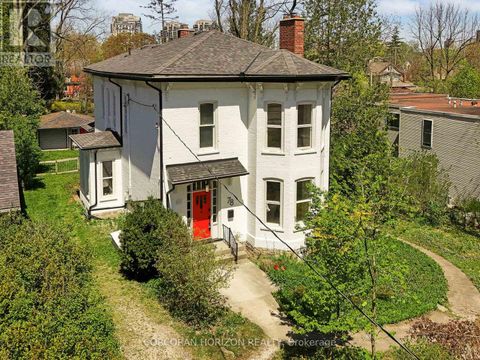 78 WILLIAM STREET W Waterloo ON N2L1J7