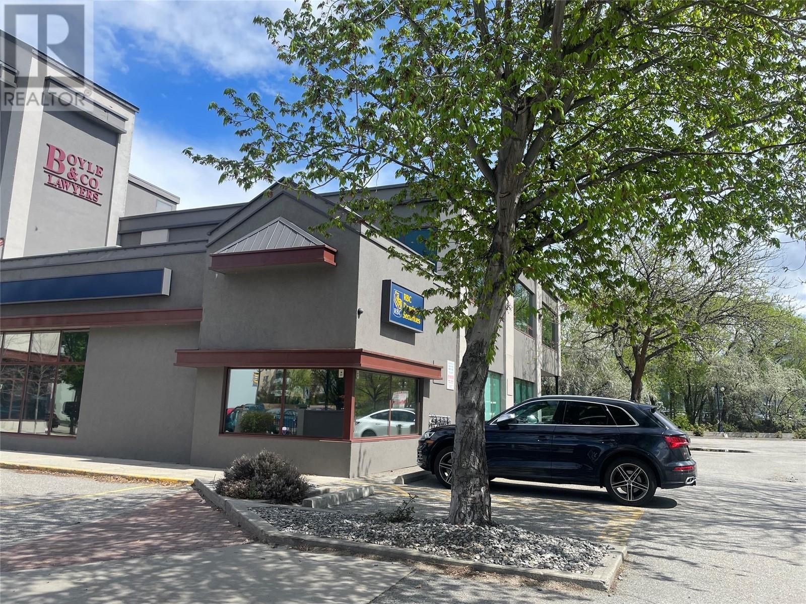 100 FRONT Street