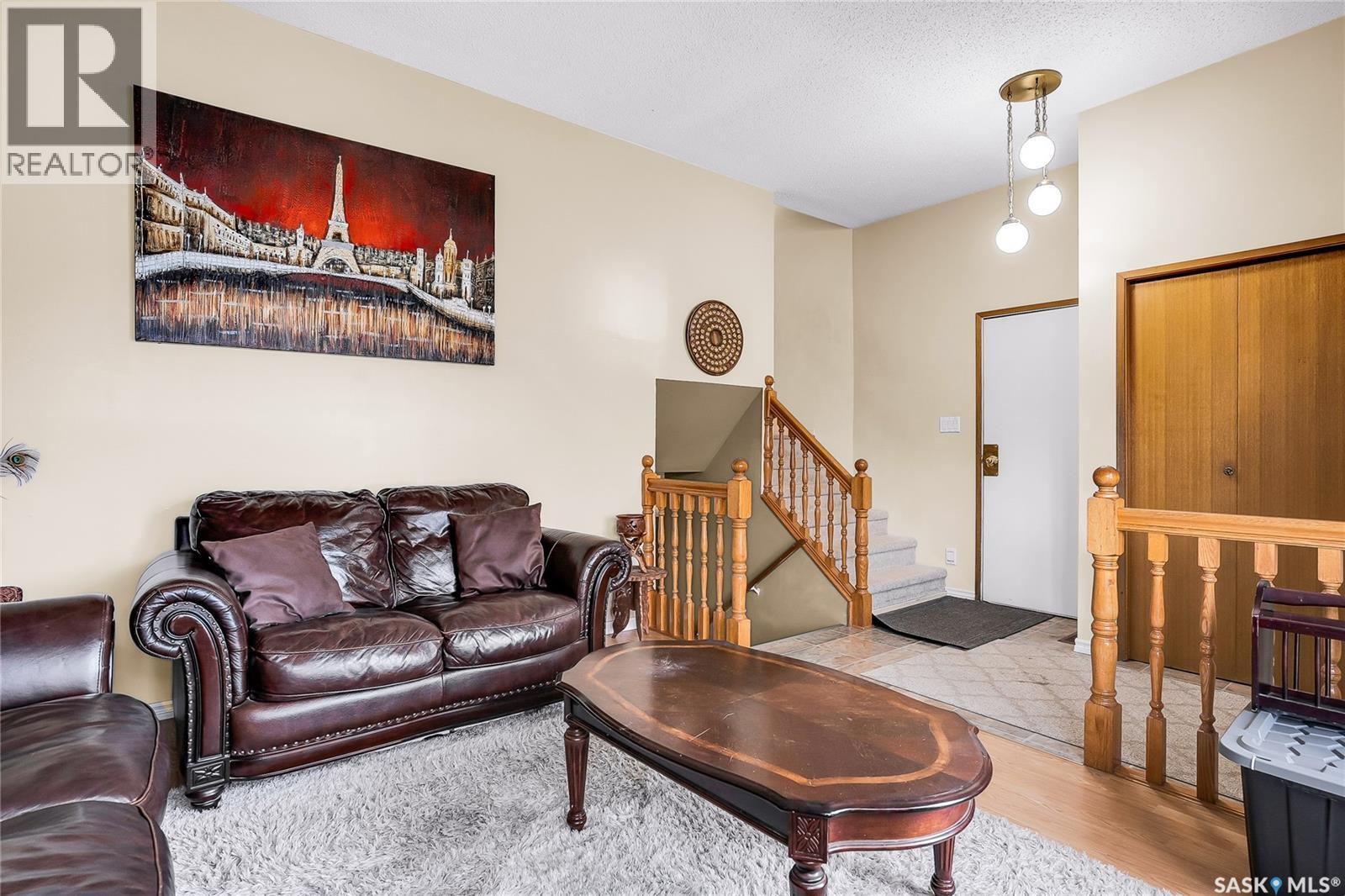 370 Kellins CRESCENT