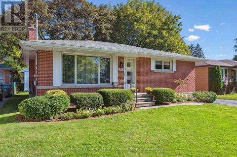 54 OTTAWA CRESCENT Guelph (St. George's) ON N1E2A6