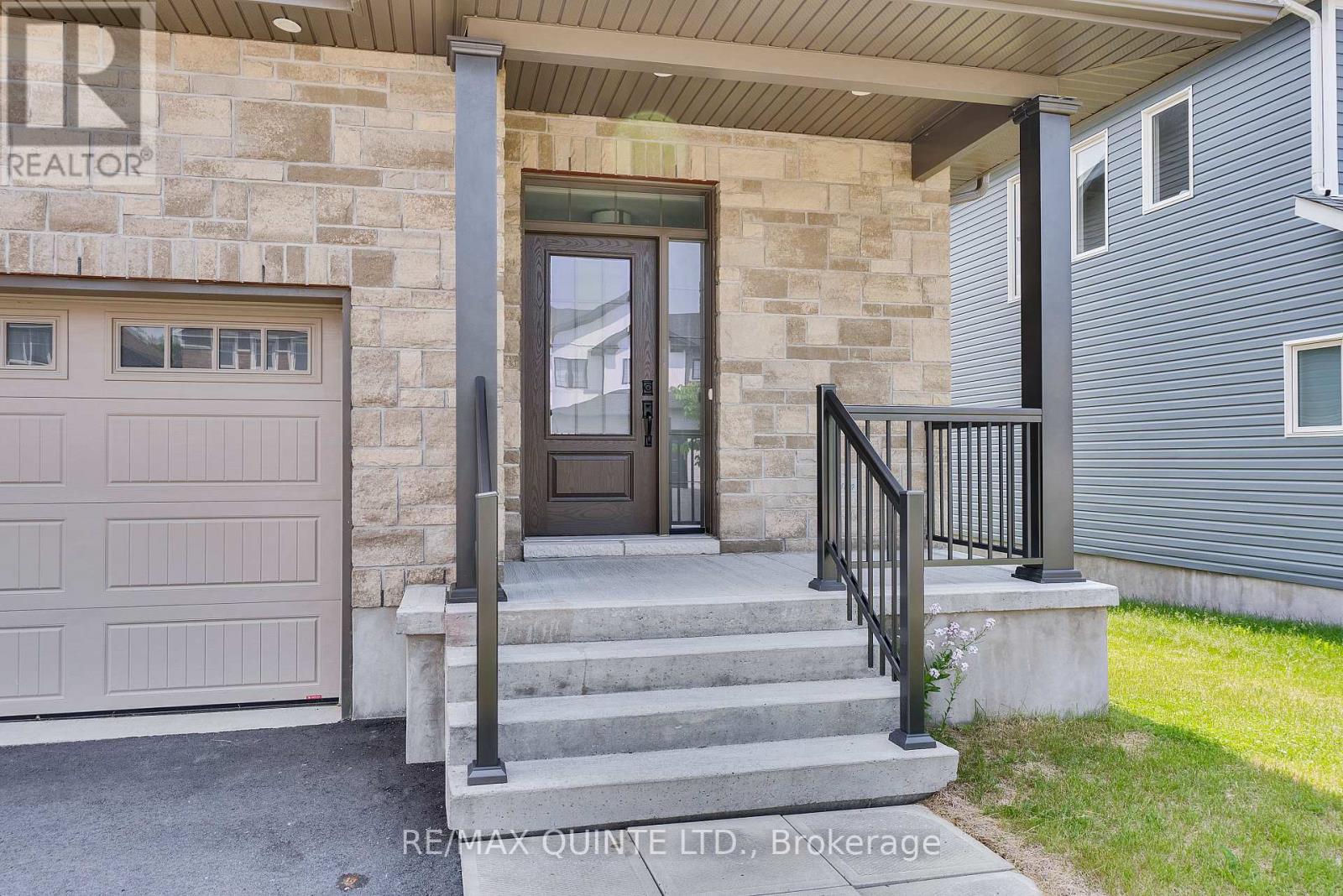 753 RIVERVIEW WAY
