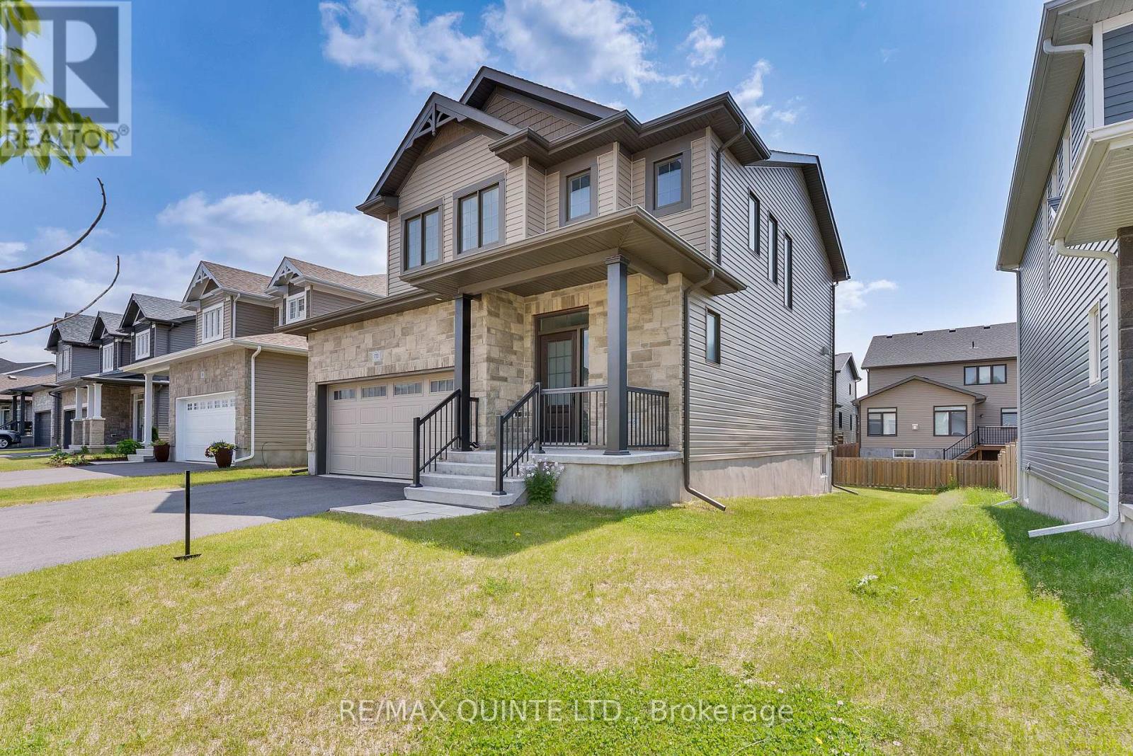 753 RIVERVIEW WAY