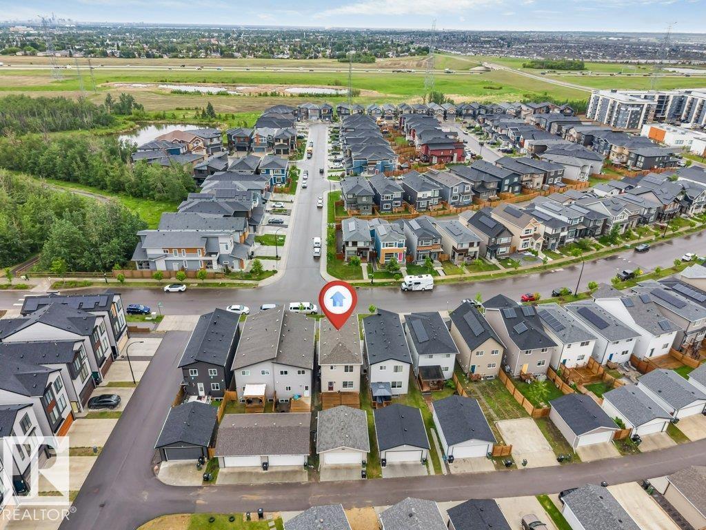 213 CHARLESWORTH DR SW