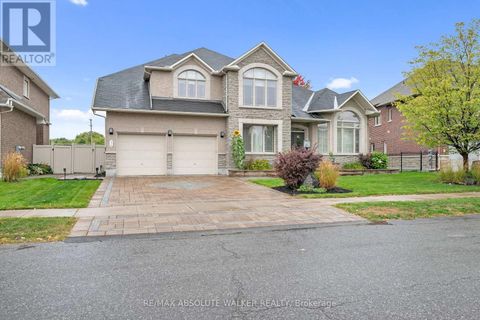 11 TRADEWINDS DRIVE Ottawa ON K2G6Y4