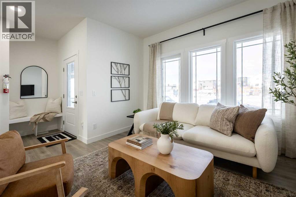 970 Edgefield Avenue