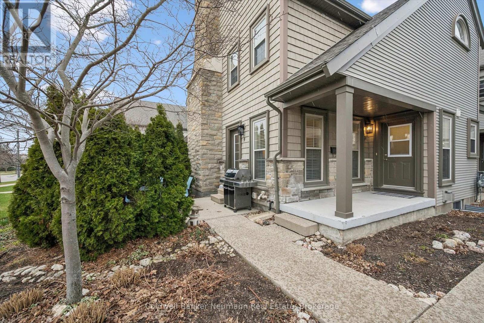 9 - 100 FREDERICK DRIVE