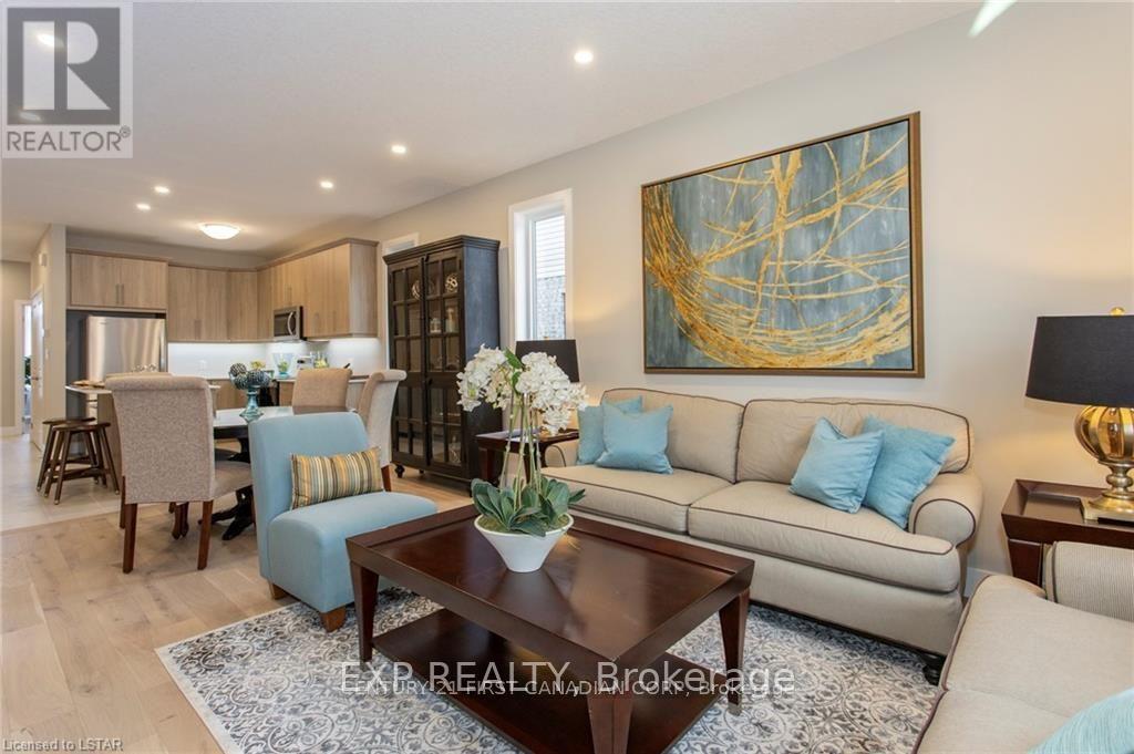 2244 EVANS BOULEVARD