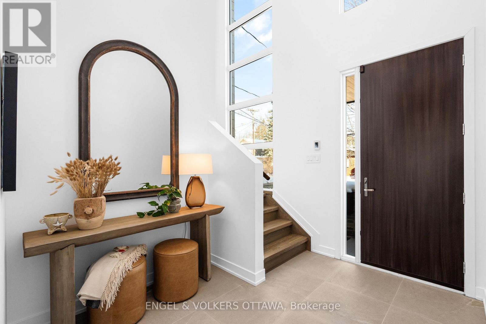 508 ROOSEVELT AVENUE