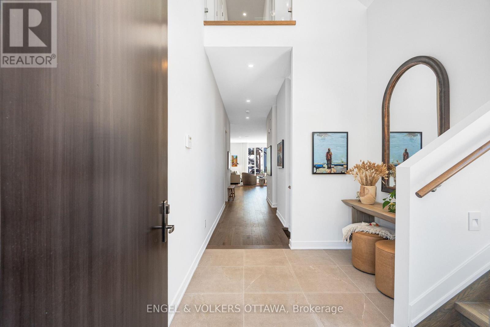 508 ROOSEVELT AVENUE