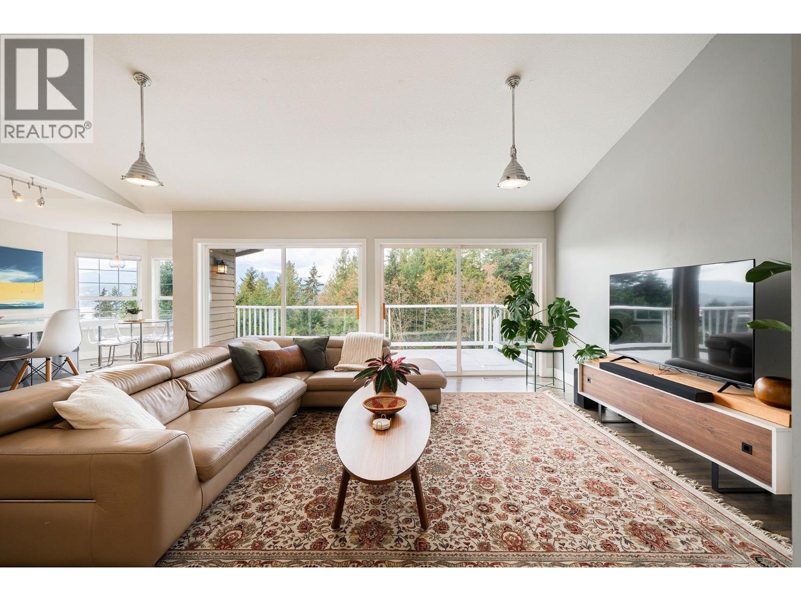 1609 ISLEVIEW LANE