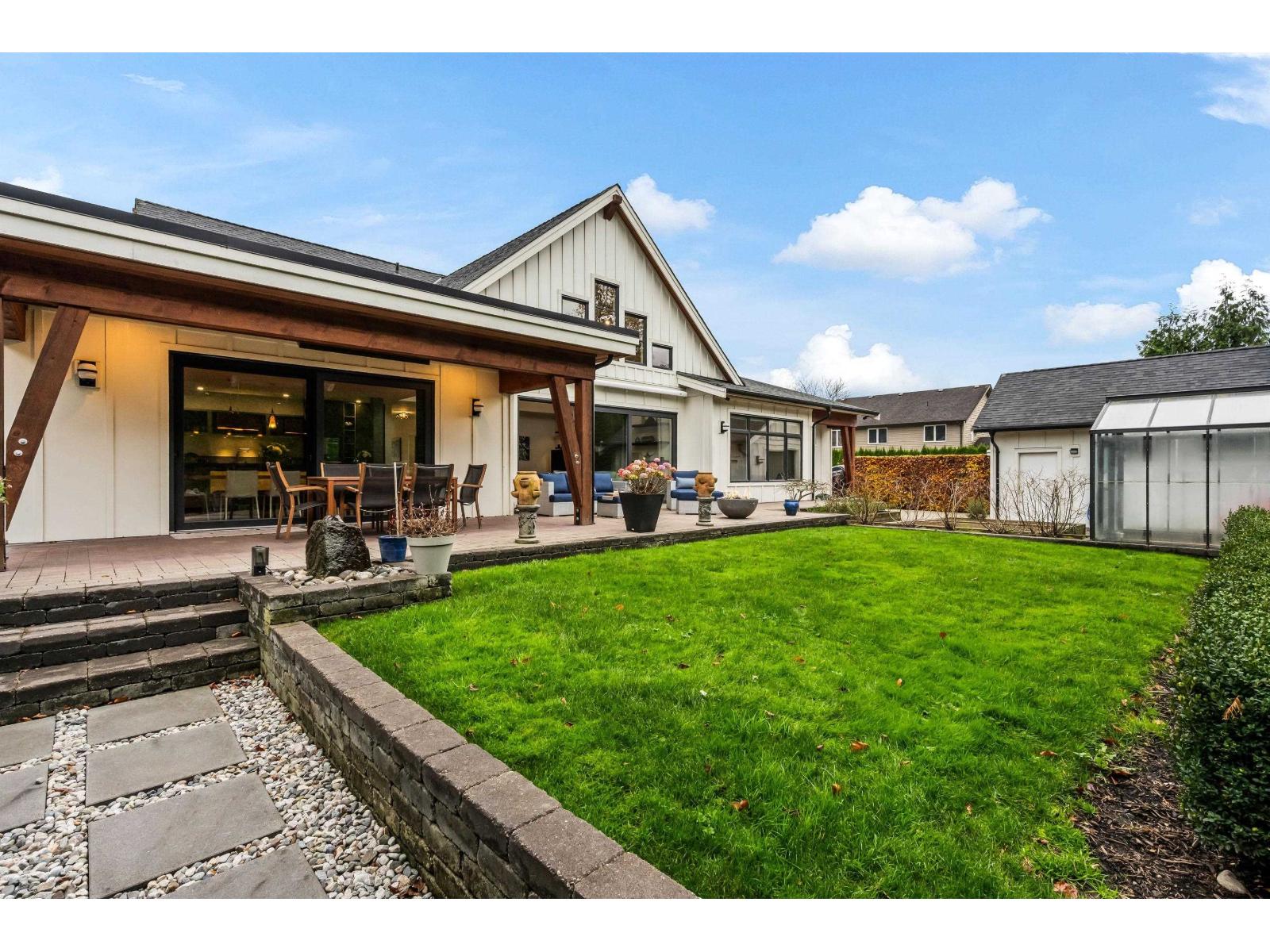 1857 AGASSIZ AVENUE|Agassiz