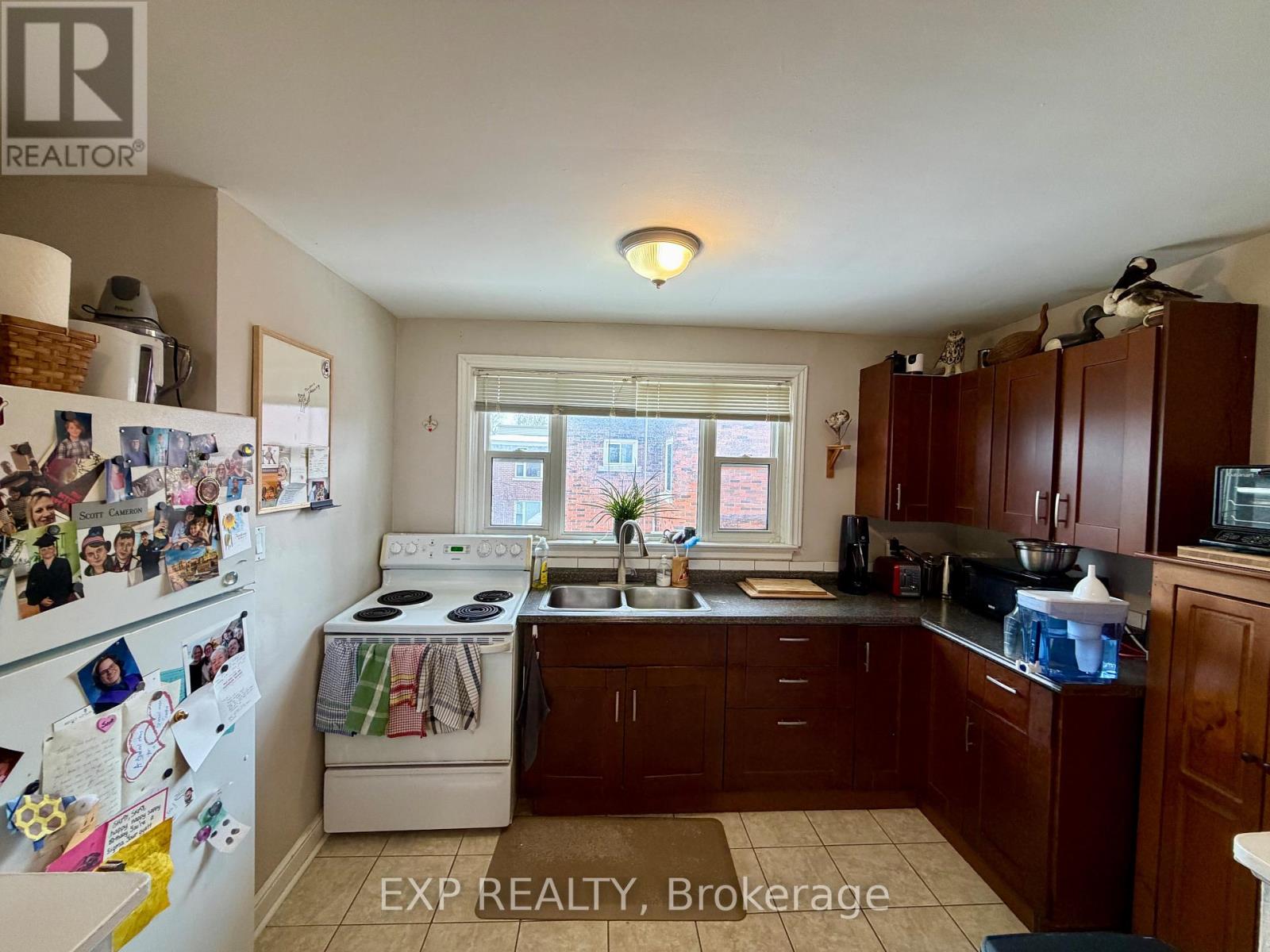 5 - 725 MELBOURNE AVENUE