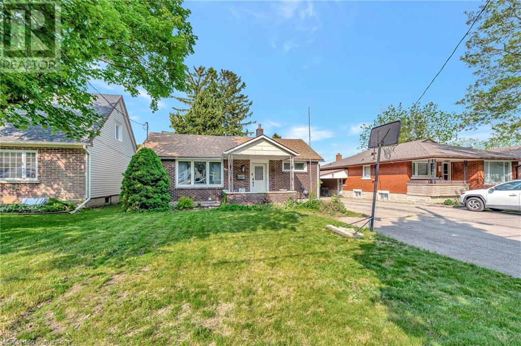 48 BELMONT Avenue E