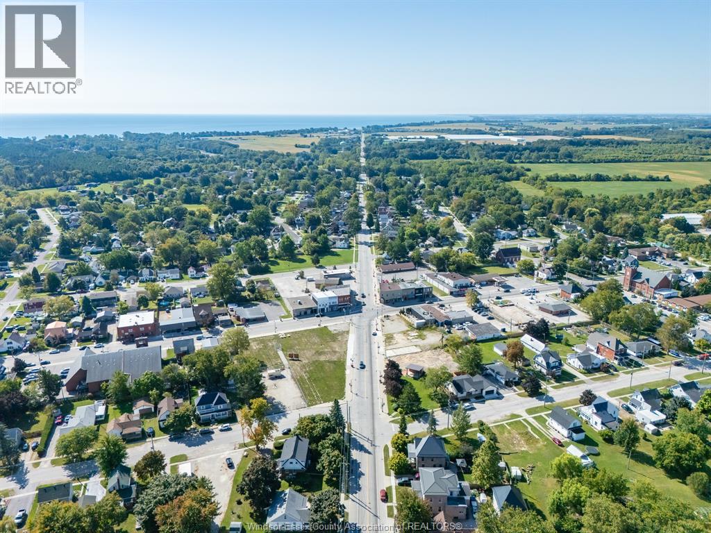 14 Erie STREET North