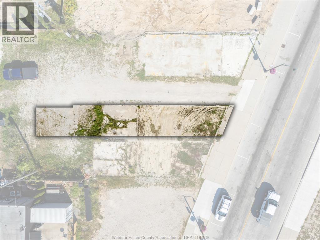 14 Erie STREET North