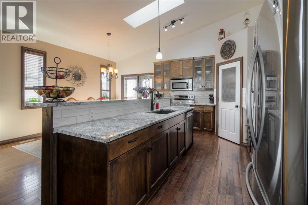 380 Grizzly Crescent N