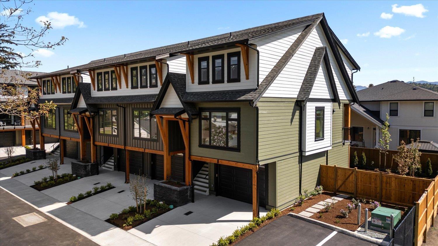 8 46106 RIVERSIDE DRIVE|Chilliwack Proper East