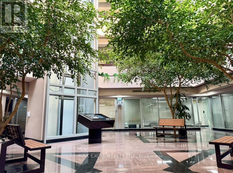 305 - 50 ACADIA AVENUE