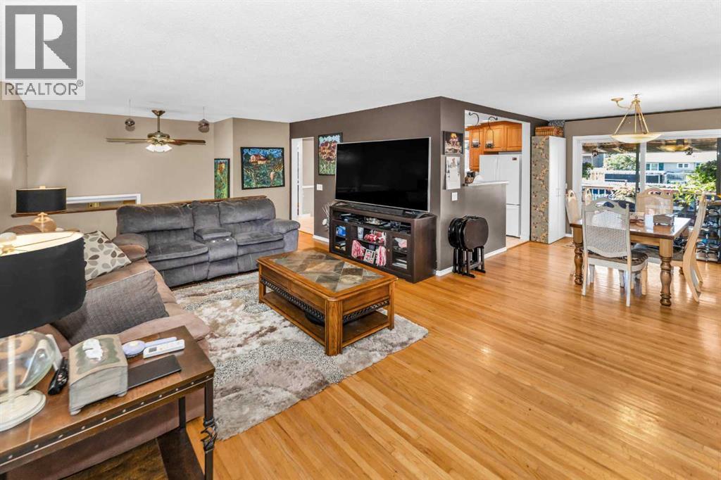 46 Marbrooke Circle NE