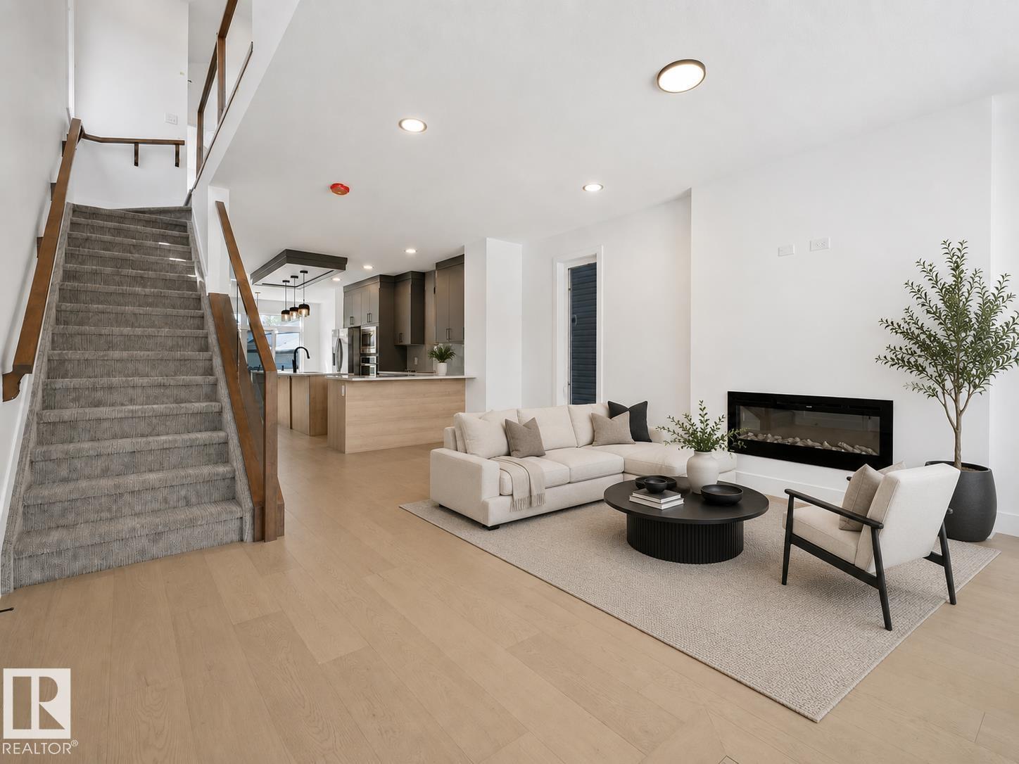 13843 110A AV NW