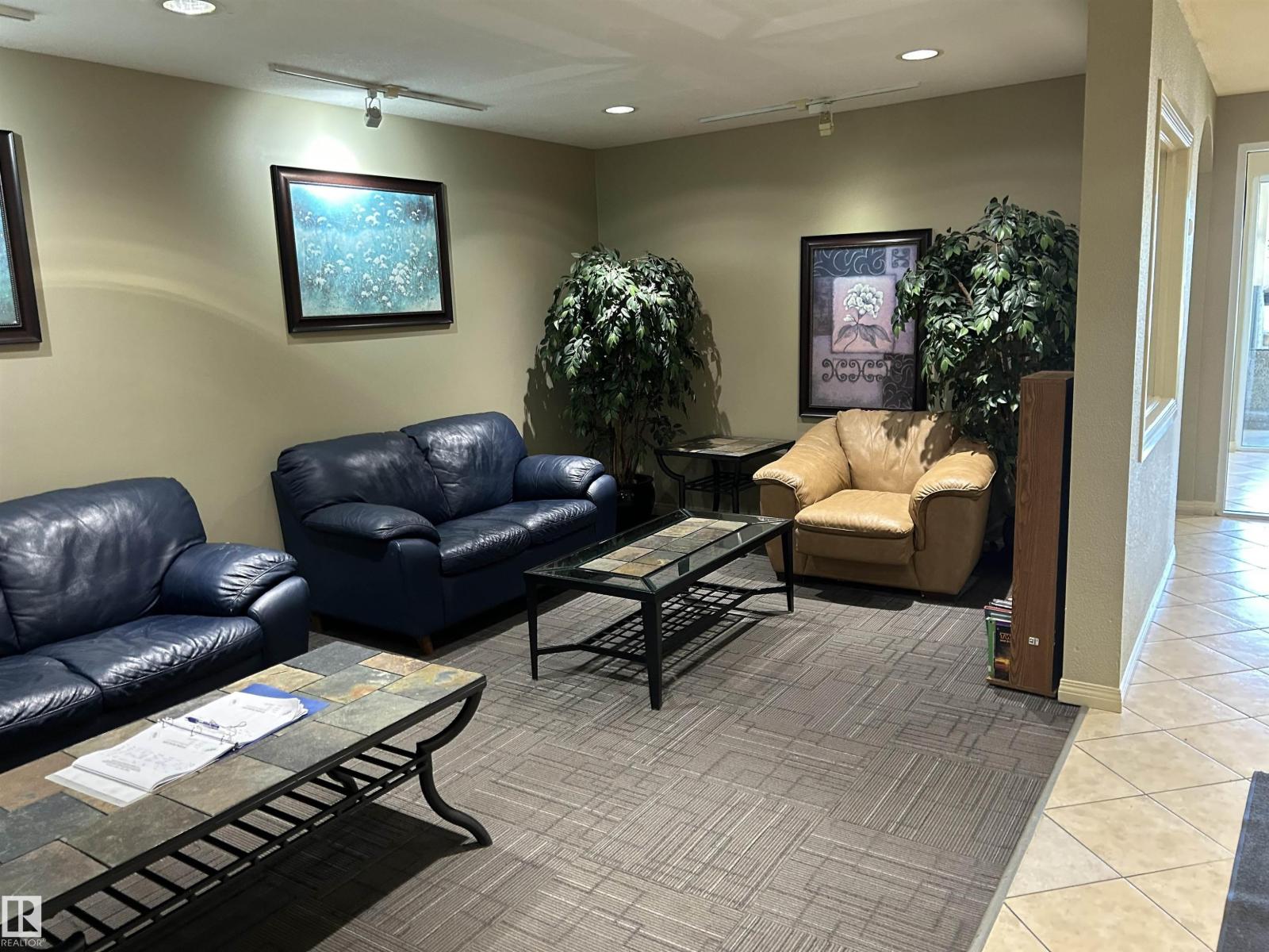 #310 2430 GUARDIAN RD NW