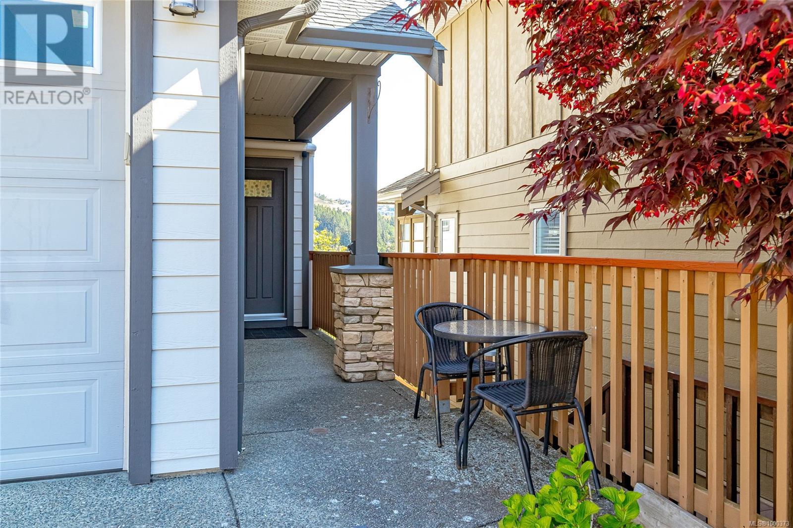 1302 Artesian Crt