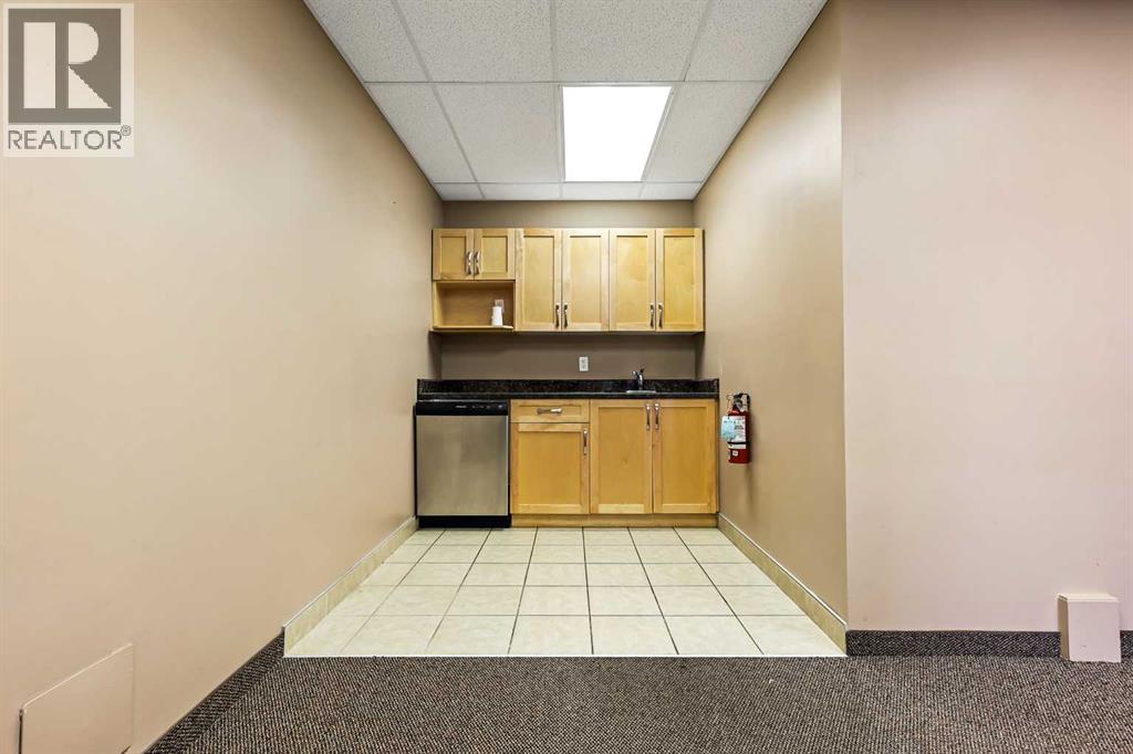 311, 32 Westwinds Crescent NE