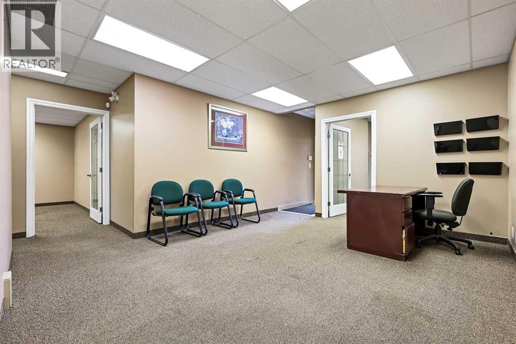 311, 32 Westwinds Crescent NE