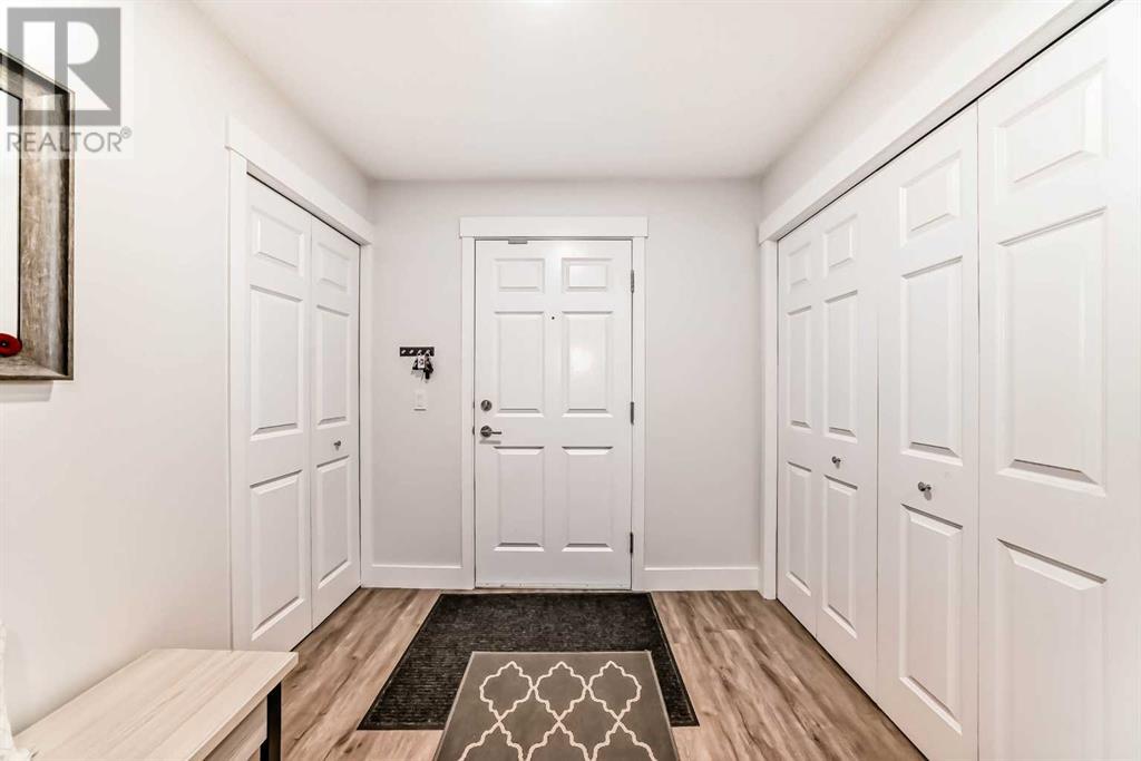 1301, 279 Copperpond Common SE